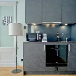 Bank House M 106 - Griwa Rent Apartment *